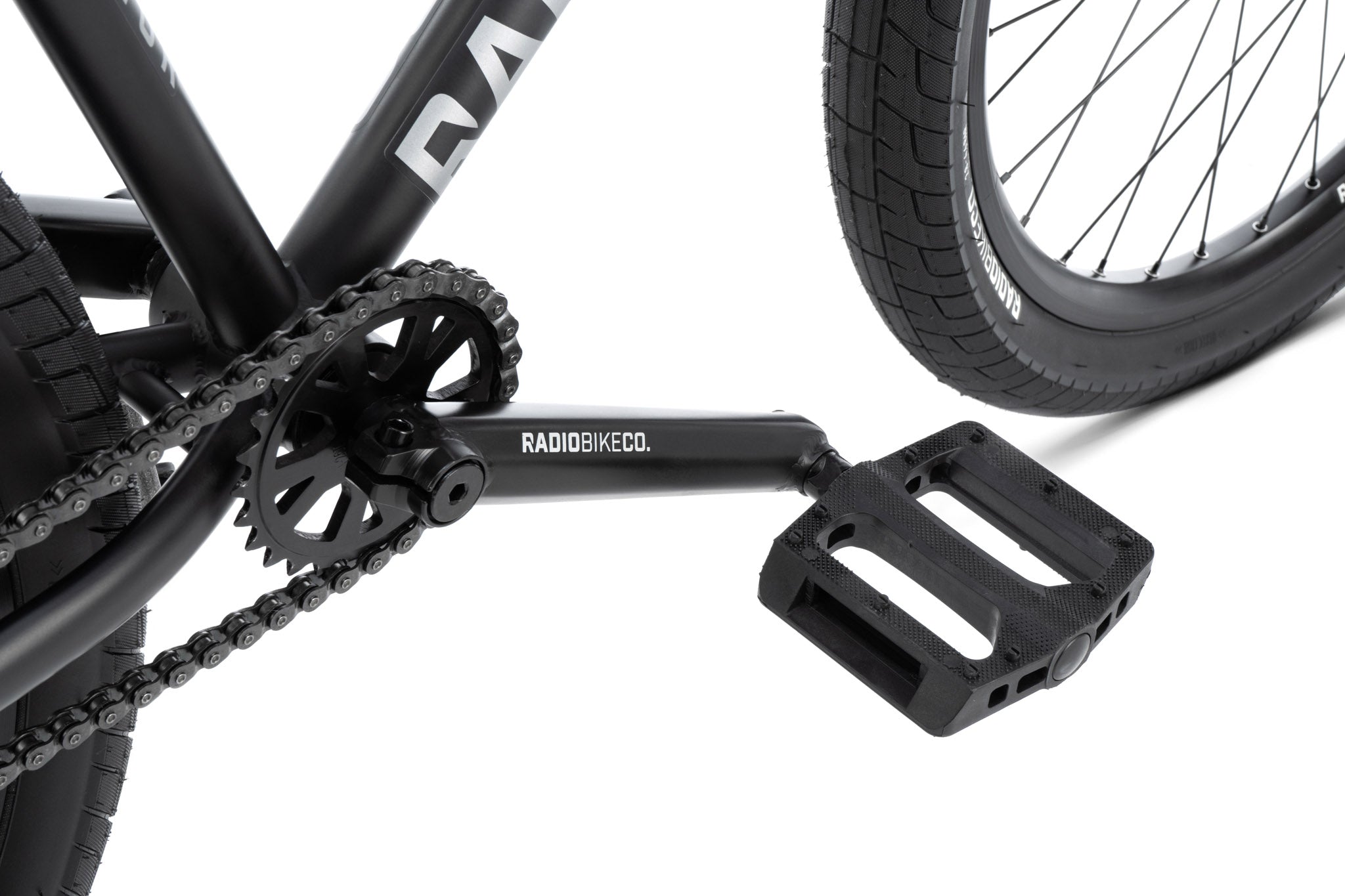 RADIO BIKES Ceptor Complete Bike – Radio Bike Company RADIO BIKES Ceptor Complete Bike – Radio Bike Company