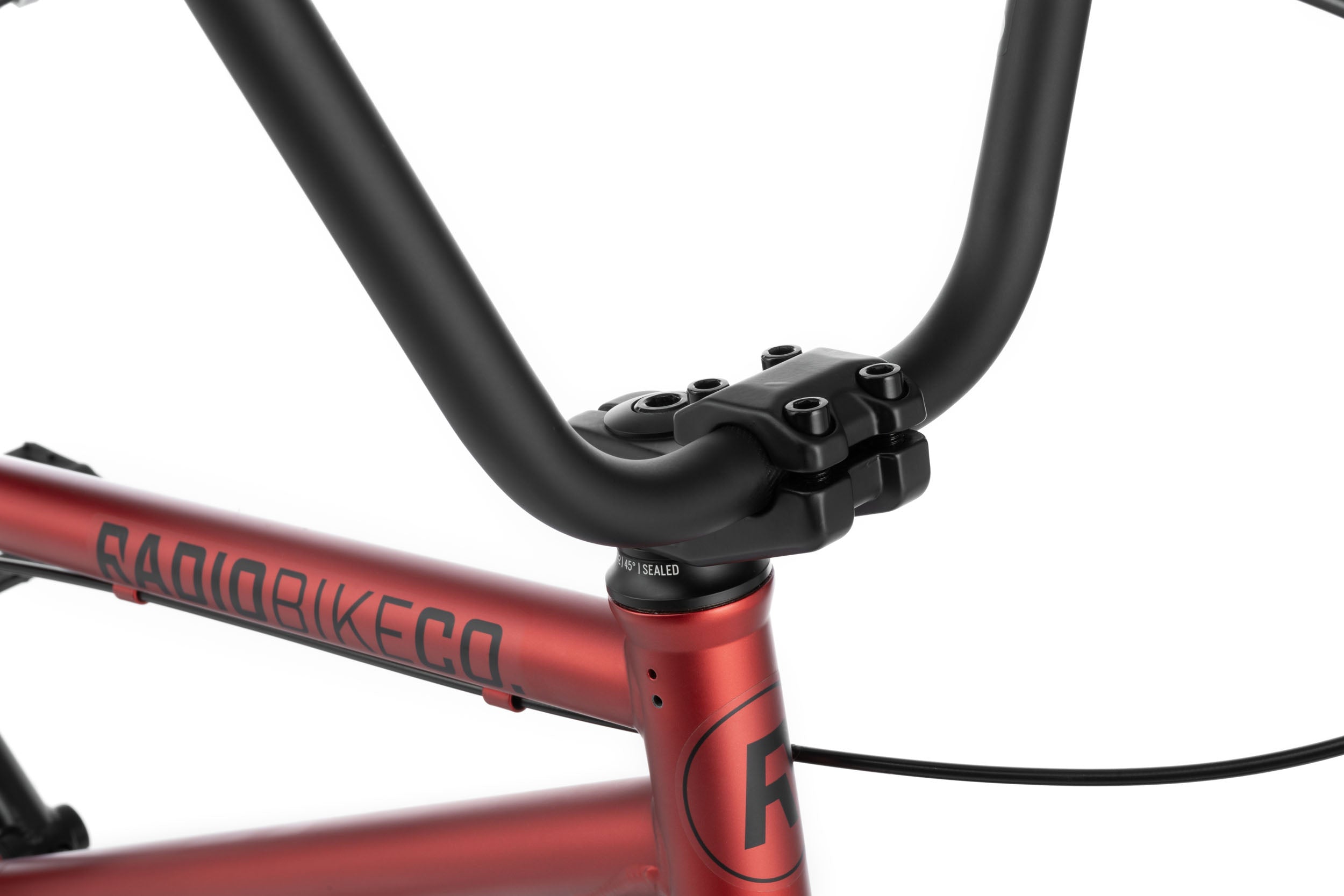 Evol Complete Bike