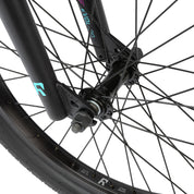 Evol Complete Bike