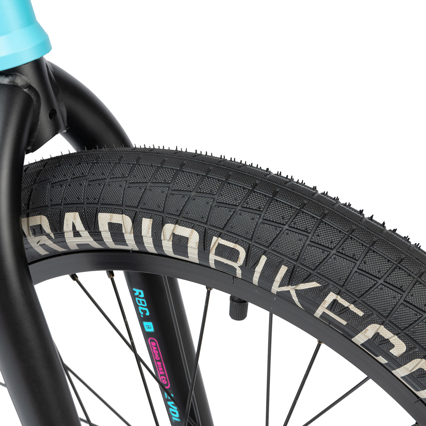 Evol Complete Bike