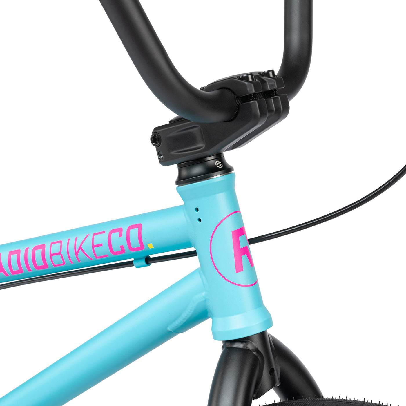 Evol Complete Bike